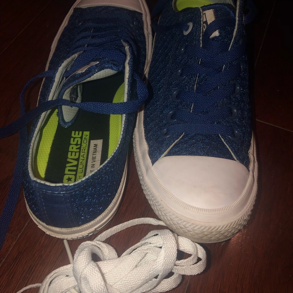 Blue Converse - Picture 4 of 5